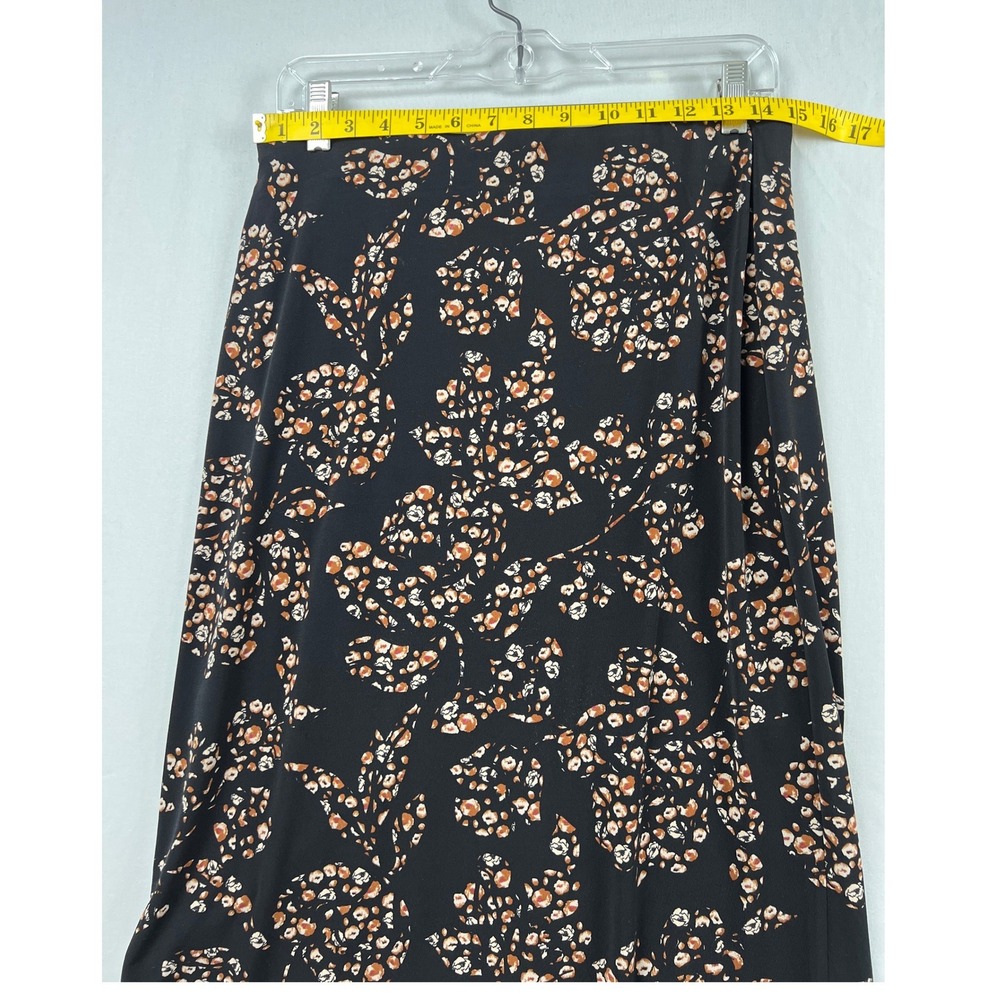 White House Black Market Midi Skirt Womens Size M Black Floral Ruched Front Slit - Picture 4 of 8